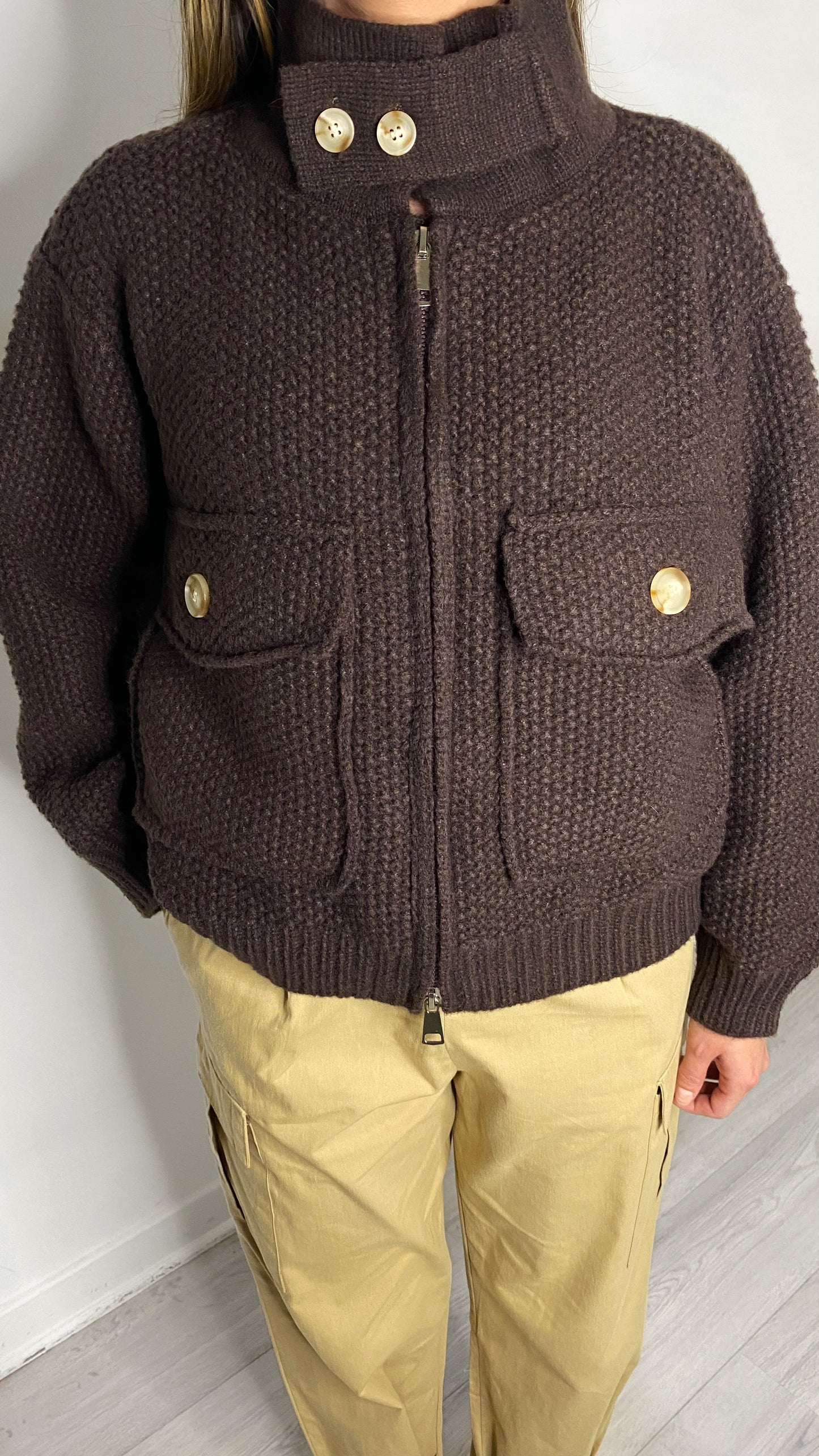 Veste Nahla